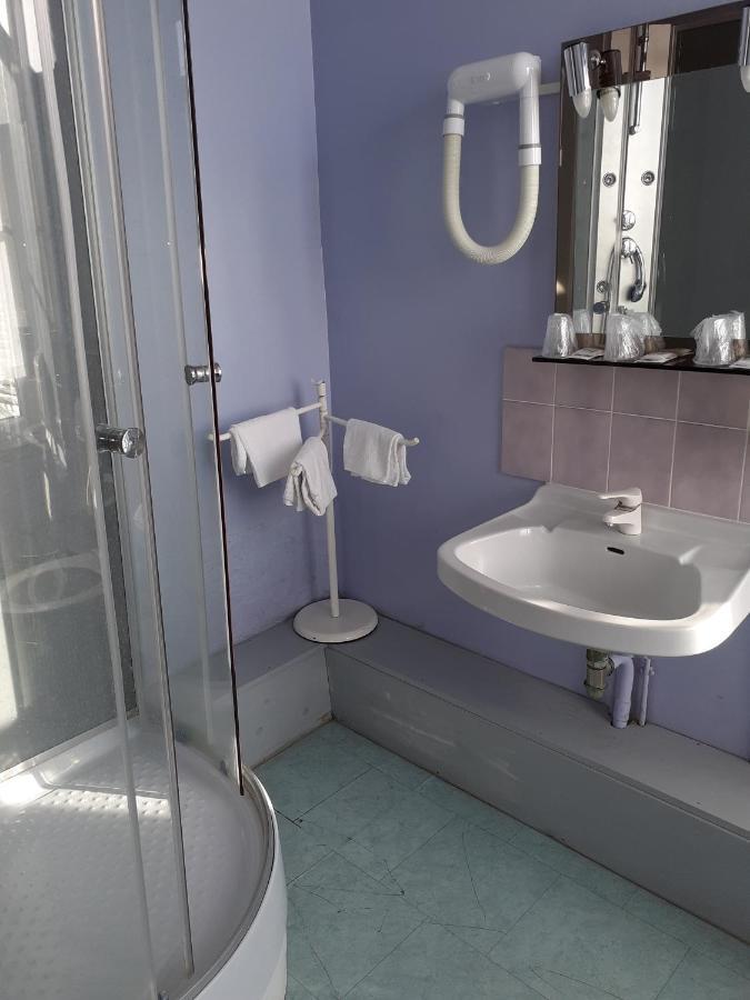 אלבוף Hotel Du Chateau Blanc מראה חיצוני תמונה